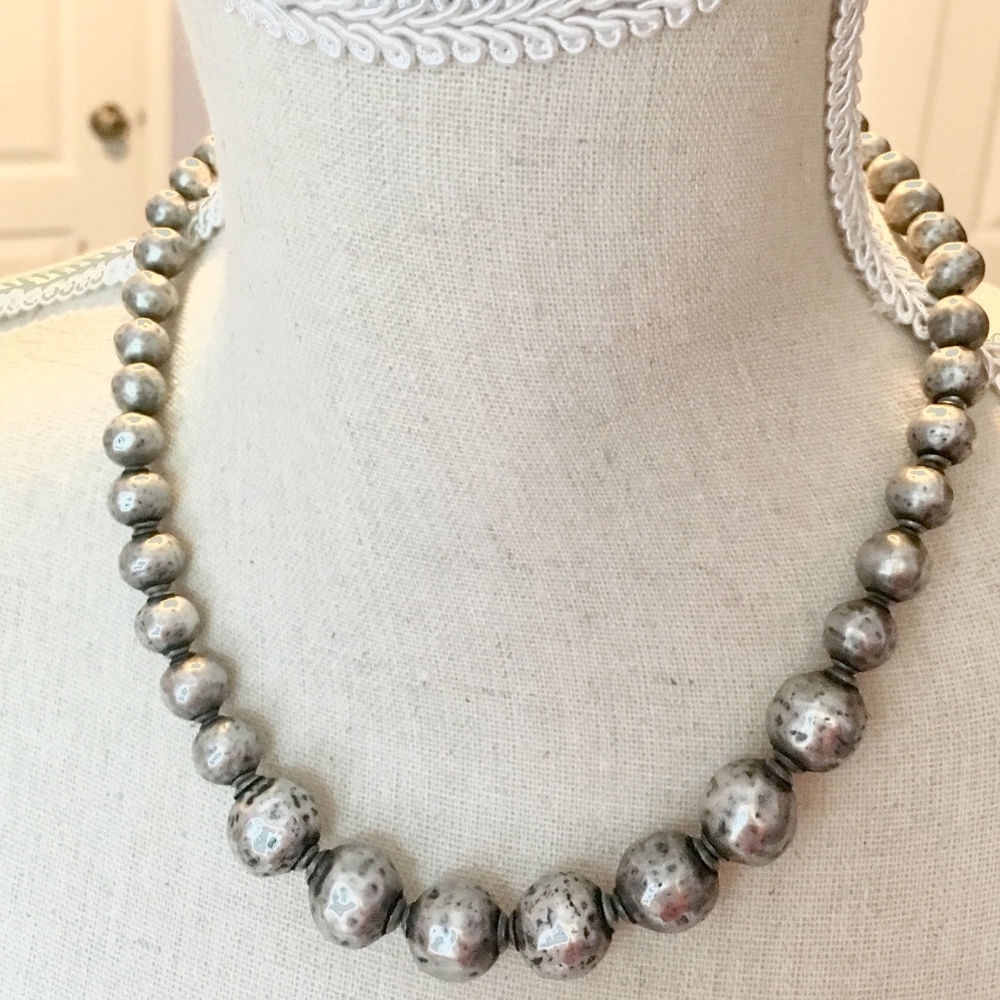 Silpada Hammered Bead Necklace NWOT